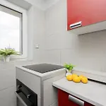 Διαμέρισμα Salezego Near Pge Narodowy By Renters
